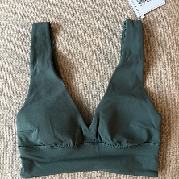 Lululemon Sports Bra - Picture 1 of 2